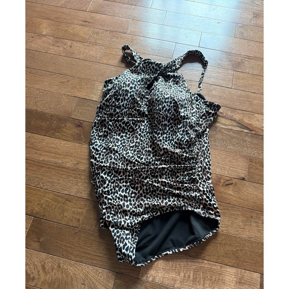 Embrace Your Curves by Miracle Brands One Piece Swimsuit Animal Print 2X 20W-22W